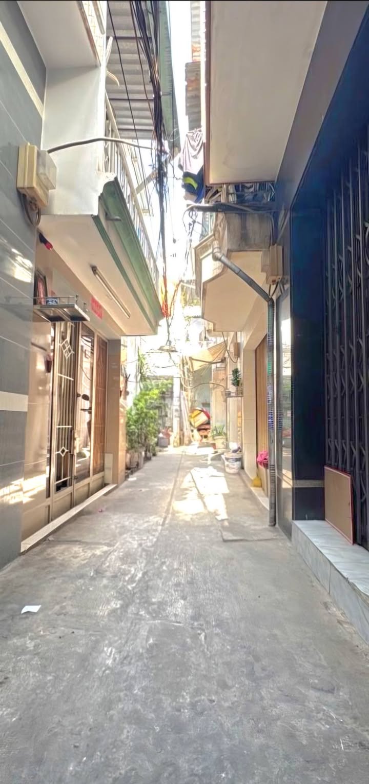 Nhà 15m² Sổ Hồng Riêng Gần Chợ Bình Trị Đông, Bình Tân - Giá Tốt