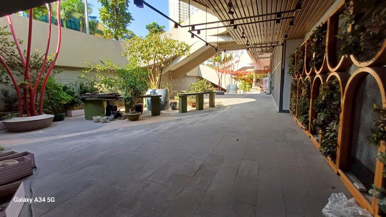 Cho thuê mặt bằng Kim Mã 260m² - Kinh doanh sầm uất - 100 triệu/tháng