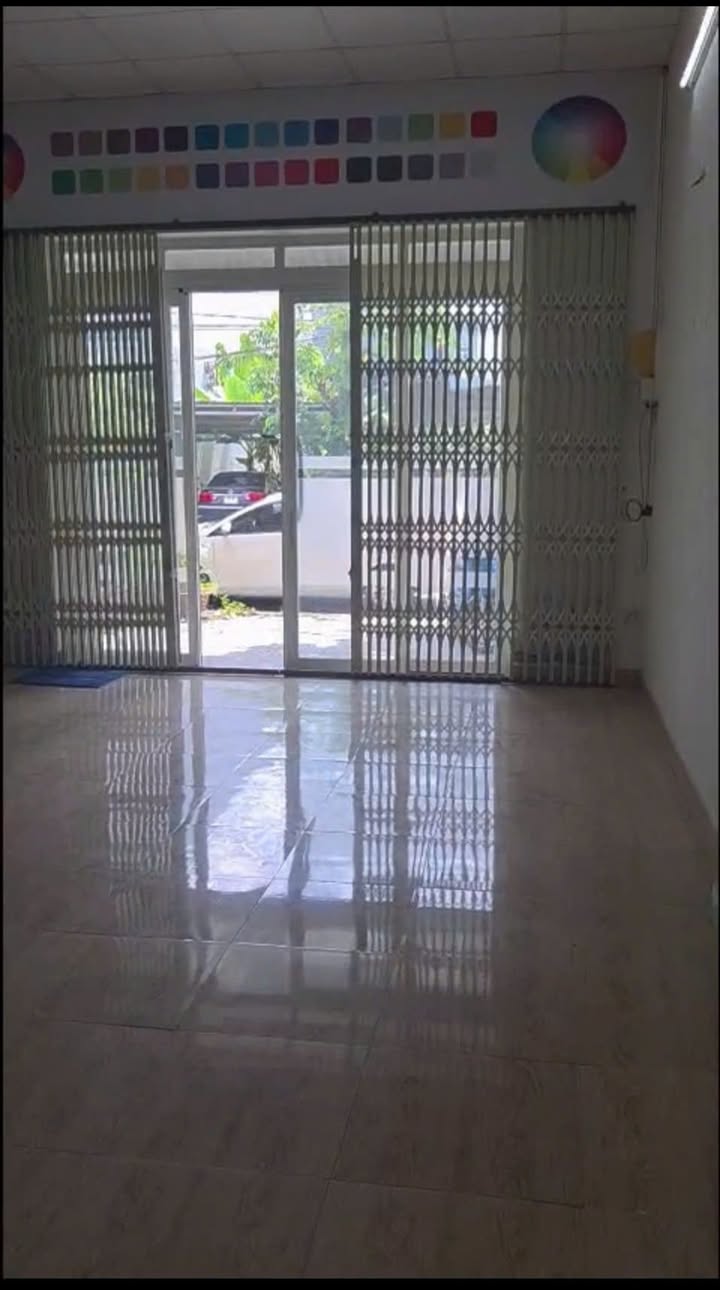 Nhà Cấp 4 Hồng Loan 80m² 2PN - Giá 5 Triệu/Tháng, Lộ 19m