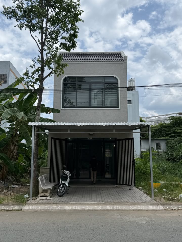 Nhà Trệt Lầu Mặt Tiền Xuân Hồng, Cần Thơ - 99.8m² - 5.95 Tỷ