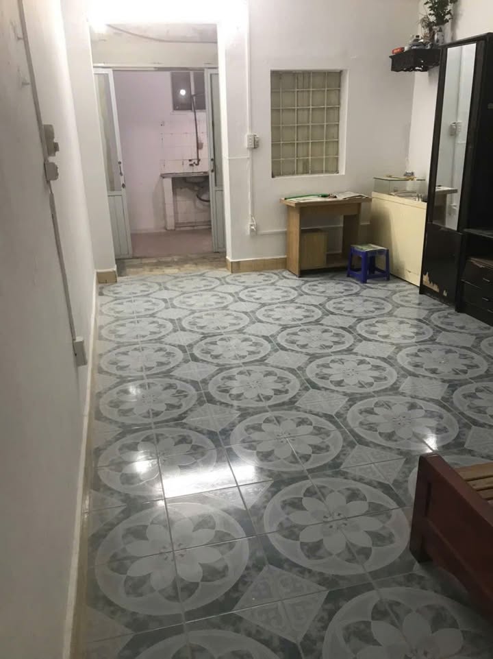 Cho thuê Căn hộ tập thể Phố Thể Giao, Hai Bà Trưng - 4 Triệu/tháng