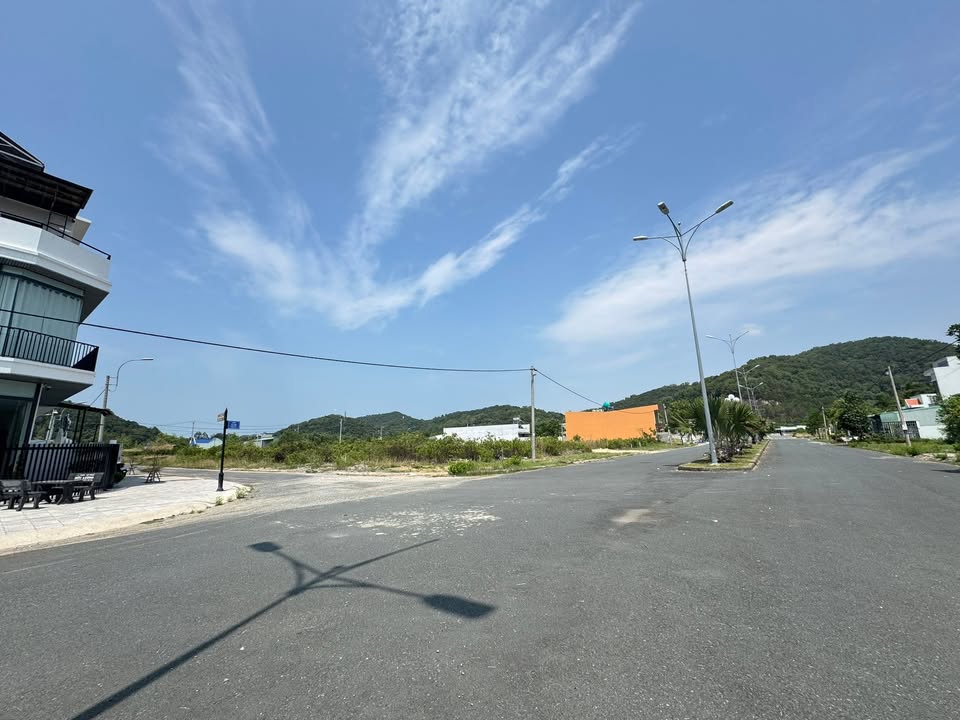 Đất nền Hà Tiên 125m² đường Lê Lợi - Sổ hồng sẵn, xây tự do