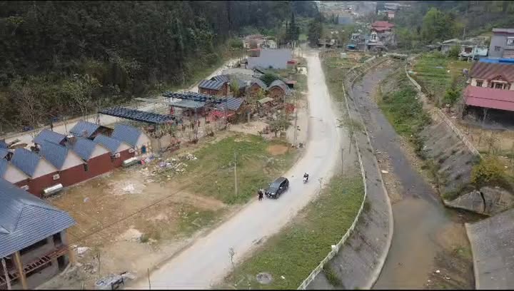 Cho thuê đất kinh doanh mặt suối, Bắc Hà - Tiềm năng sinh lời cao