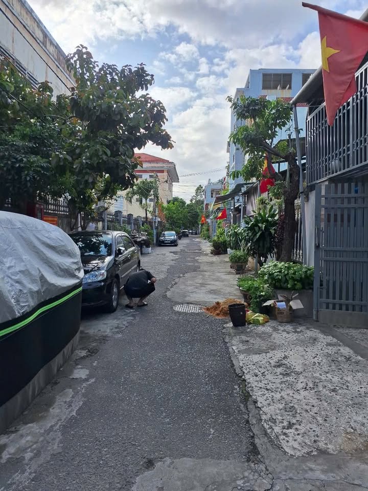 Nhà Hẻm Nguyễn Văn Cừ Quy Nhơn 112m² Ngang 5m Giá 6 Tỷ - Sổ Đỏ Chính Chủ