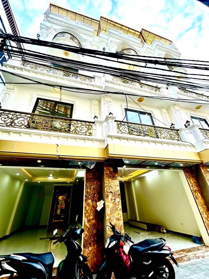 Nhà Phân Lô Vĩnh Hưng 41m² - Gara Ô Tô, Thang Máy, Kinh Doanh - 12.5 Tỷ