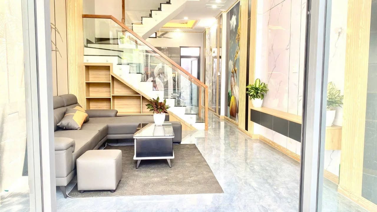 Nhà Phố Tân Cổ Điển 4PN - 66.7m² - Lò Lu, TP. Thủ Đức - Sổ Hồng Riêng