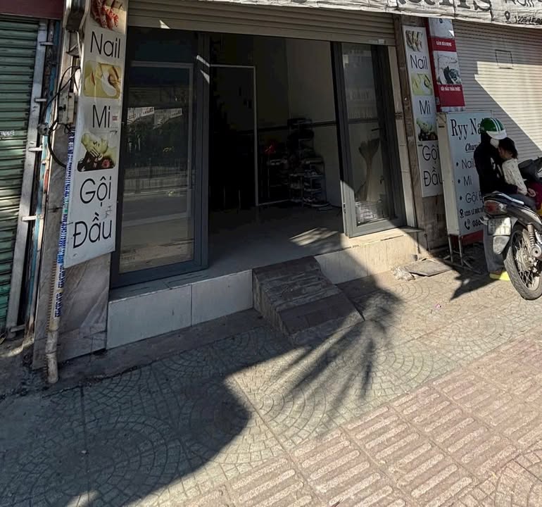 Mặt Tiền Lê Đức Thọ Gò Vấp - 35m² Full Nội Thất, Giá 12.5 Triệu/Tháng