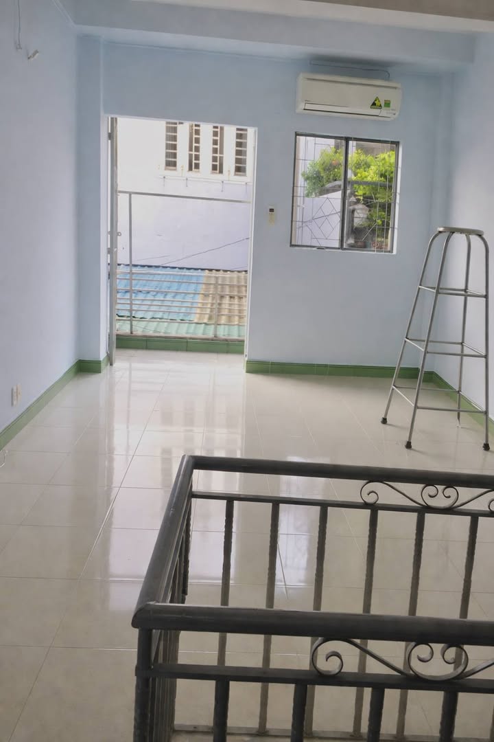 Cho Thuê Nhà Phường Trung Mỹ Tây, Q12 - 2PN, 3 Lầu, Giá 4 Triệu