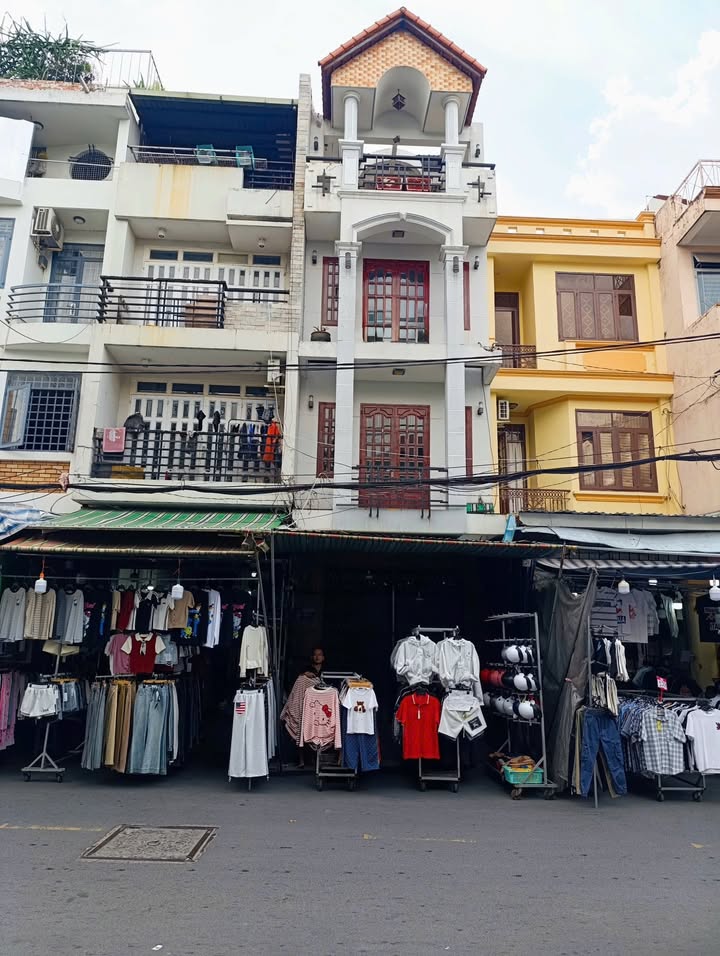 Nhà Nguyên Căn Kinh Doanh - Chợ Hạnh Thông Tây, Gò Vấp - 72m²