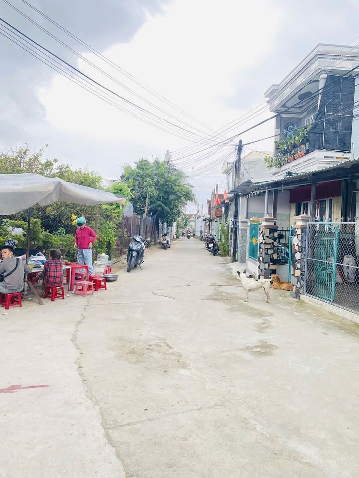 Bán đất 135m² Quảng Hội 1, Vạn Ninh - Giá 1,x Tỷ, Sổ Đỏ Sẵn Sàng