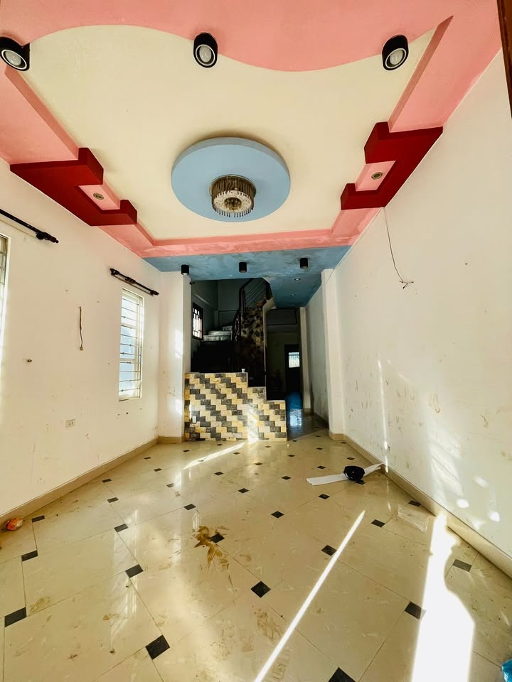 Nhà 3 Tầng Lý Thường Kiệt, Ngọc Hà 110m² - Giá 2 Tỷ Tốt Nhất