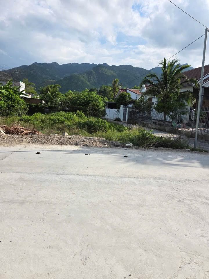 Nhà Mặt Tiền Thái Khang Phước Đồng Nha Trang - 201m² Giá 6.5 Tỷ