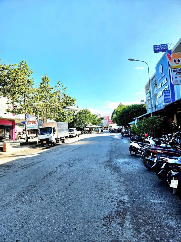 Nhà 3 Lầu Trung Tâm Rạch Sỏi, Kiên Giang - Kinh Doanh Đa Ngành