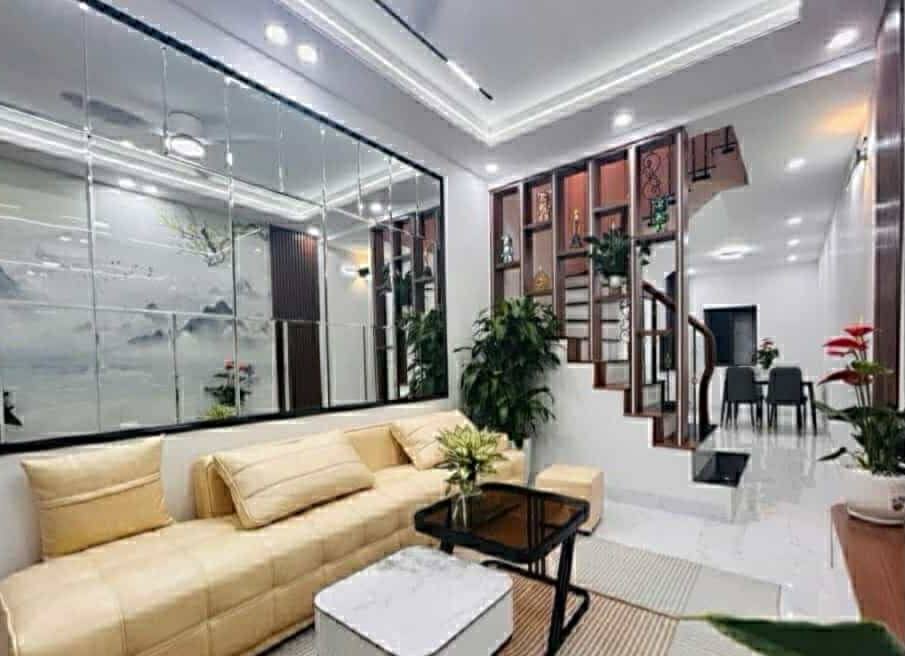 Bán Nhà Ngô Quyền Hà Đông 40m² 5 Tầng Thang Máy - 10.5 Tỷ