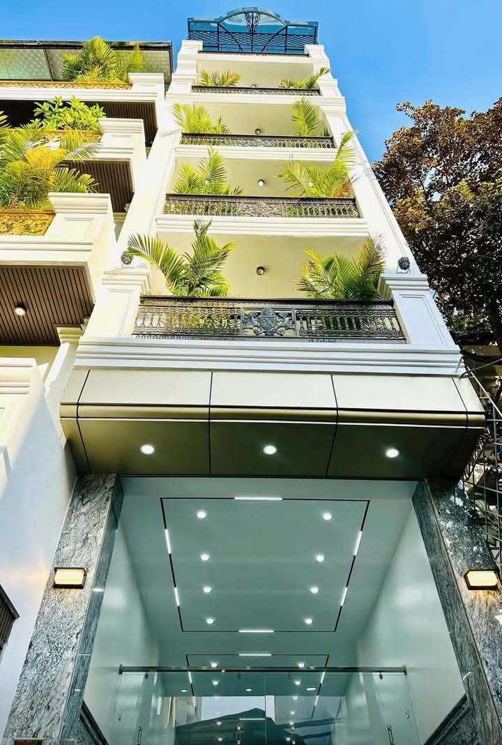 Nhà Phố Bà Triệu 55m² - Thang Máy, Full Nội Thất, Ô Tô Vào Nhà - Giá 15 Tỷ