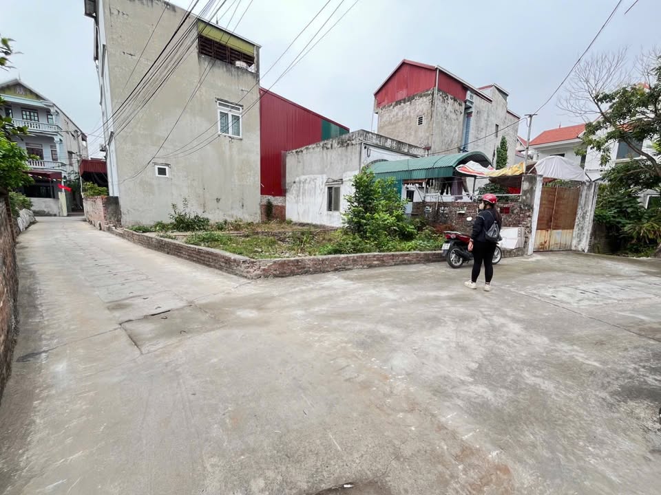 Bán Đất Mê Linh 56m² - Ngõ Ô Tô, Sổ Đỏ Chính Chủ, Giá Hơn 3 Tỷ