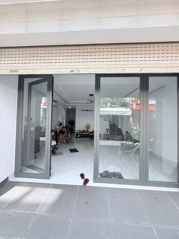 Mặt Tiền Cư Xá Đô Thành Q3 - 91m² - Kinh Doanh Sầm Uất