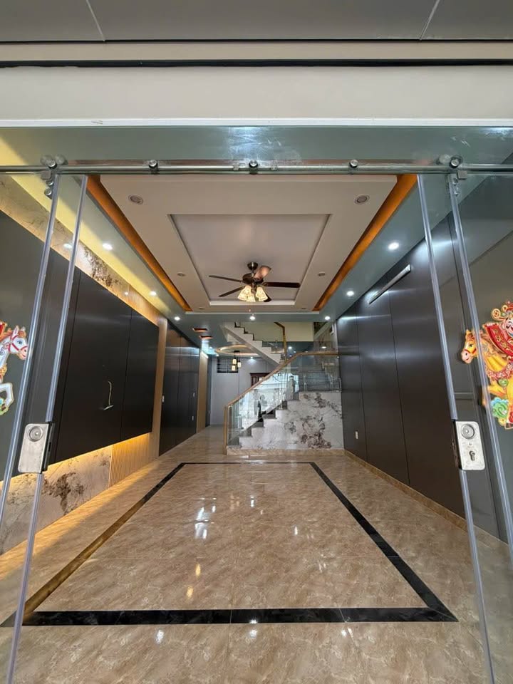 Nhà 3 Tầng 76.5m² TDP Hoàng Mai, Ô tô Đỗ Sân - Giá 3.5 Tỷ