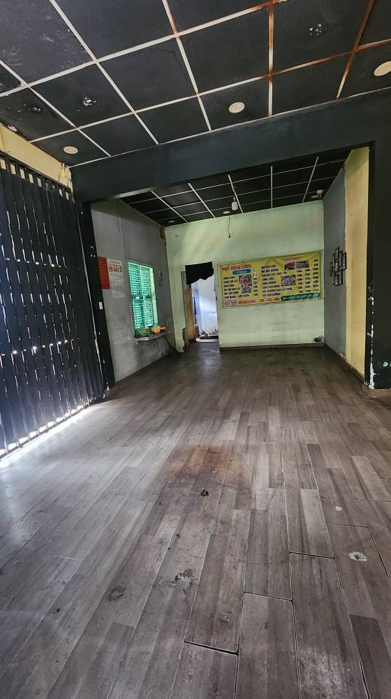 Mặt bằng kinh doanh 80m² sát Lê Văn Việt, TP Thủ Đức - Giá 12 Triệu/Tháng