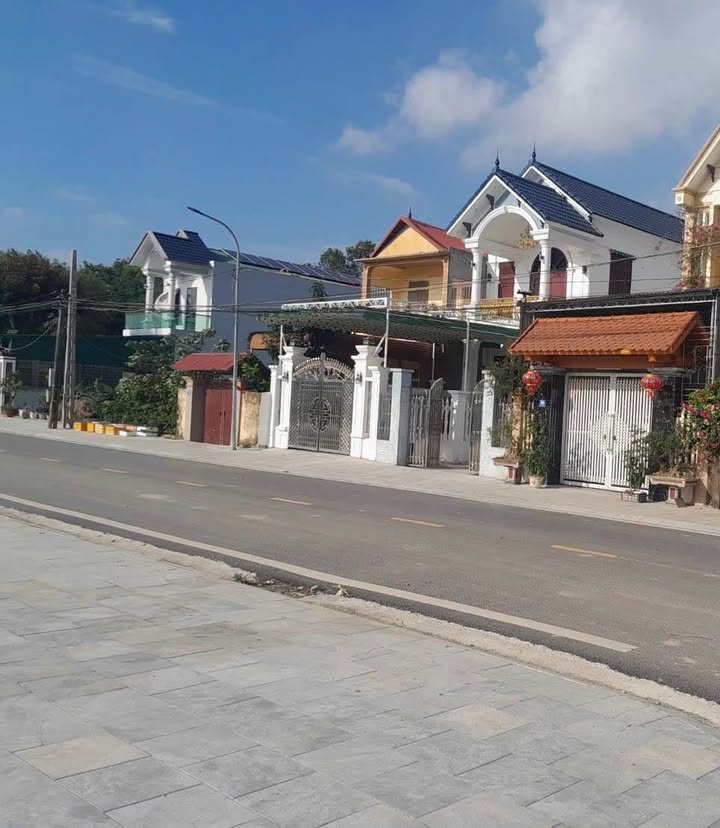 Đất Vàng Hoằng Xuân 187.5m² - Đối Diện Trường Cấp 2, Kinh Doanh Sầm Uất