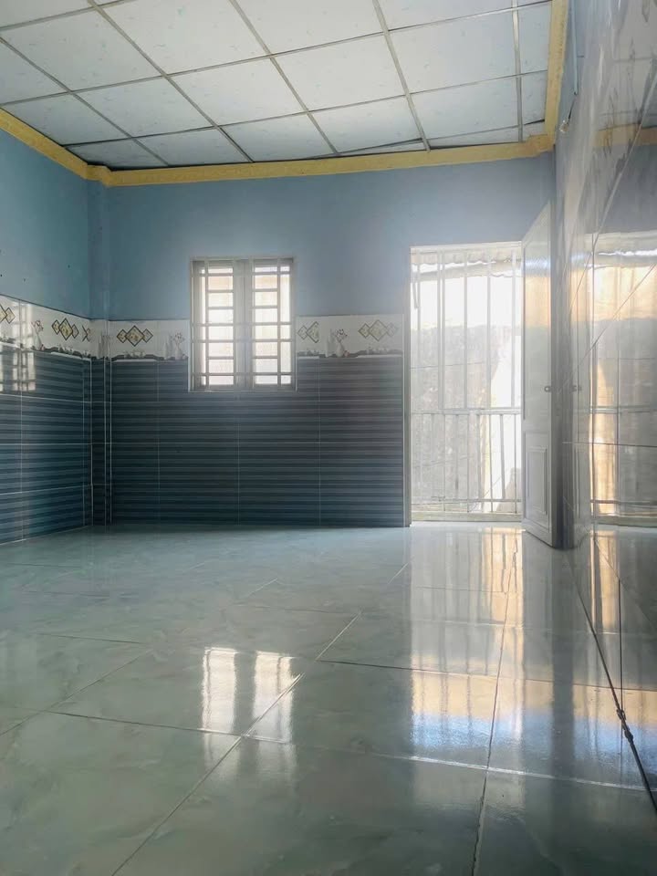 Nhà 2PN Tân Vĩnh Hiệp - Giá 3.5 Triệu/Tháng, Sẵn Sàng Ở Ngay!