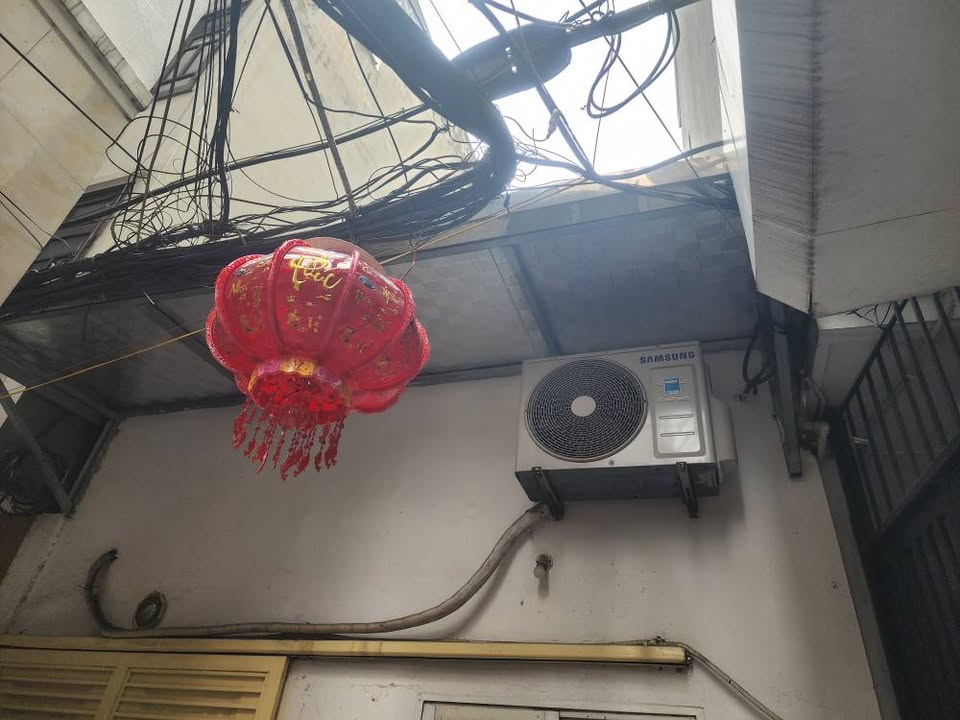 Nhà Cấp 4 Gác Xép 30m² Giá 4 Tỷ Đường Cổ Linh, Long Biên - Gần Chợ Đồng Dinh