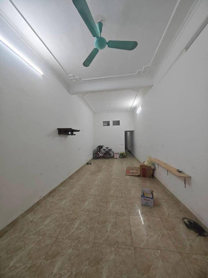 Cho thuê nhà 2 tầng 2PN gần chợ Hồ Bắc, Bắc Giang - Giá 4 triệu/tháng