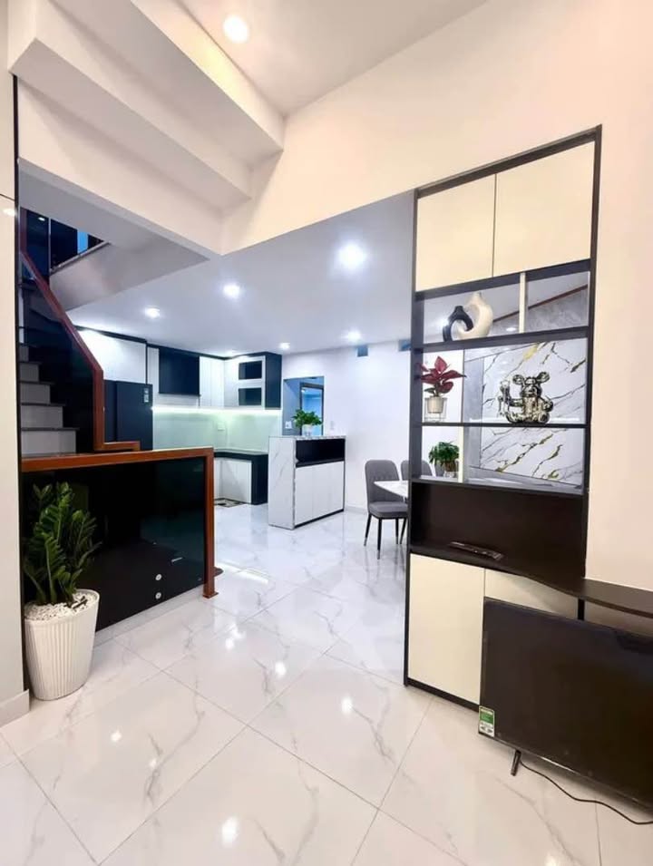 Nhà 2 Tầng Mặt Tiền Cù Chính Lan - 71m² (140m² Sổ) - Đà Nẵng