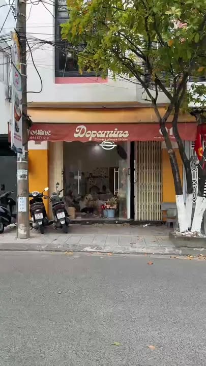 Cho thuê nhà 3 tầng mặt tiền 01 Phạm Ngọc Thạch, Hải Châu - 77m², 35tr/tháng