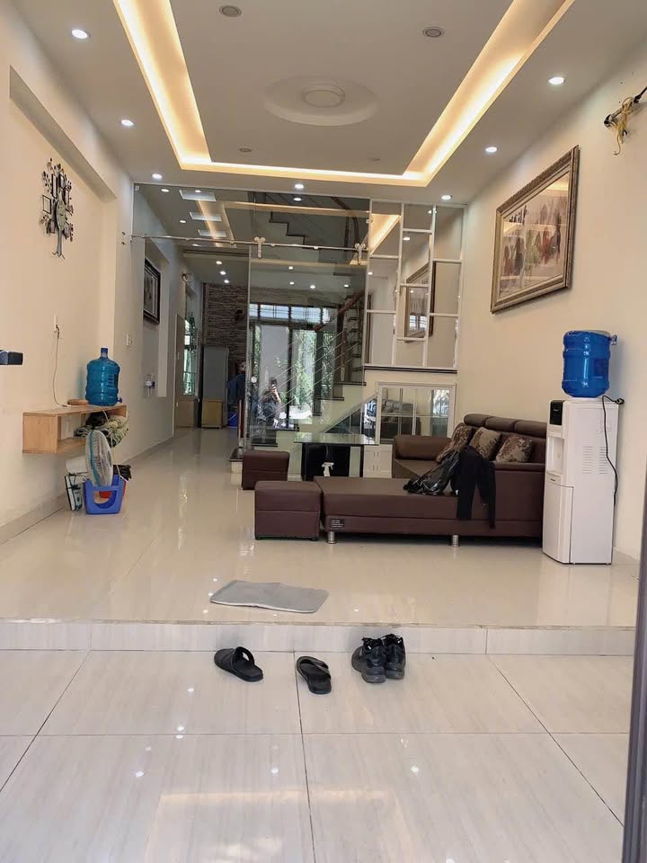 Nhà 70m² 4 Tầng Full Đồ, Ngõ Ô Tô Gần Aeon Mall Hải Phòng - 14 Triệu