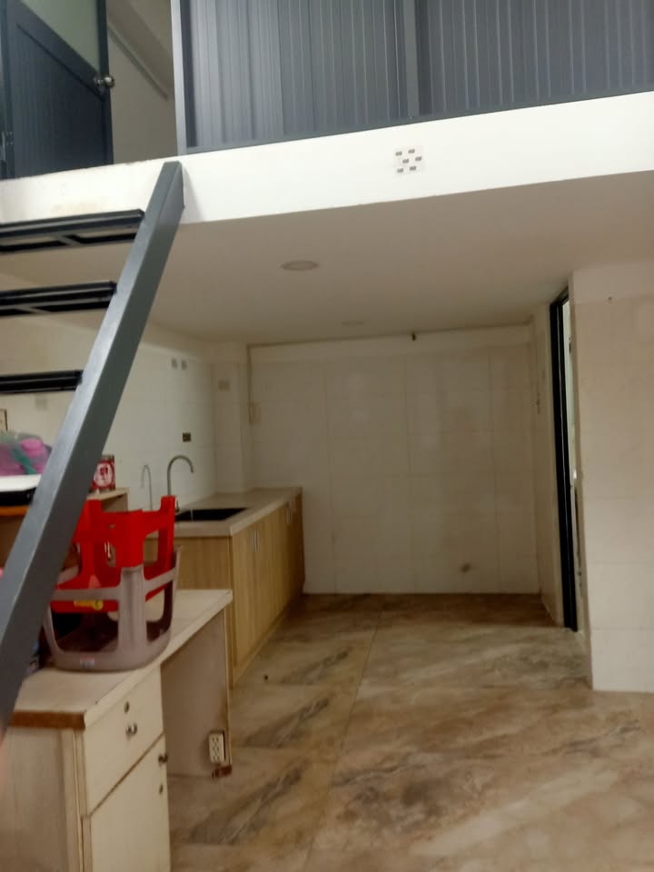 Nhà Hẻm Xe Tải Âu Dương Lân Q8 - 28m² Giá 7 Triệu/Tháng