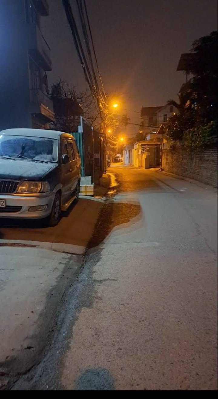 Nhà Phố Xuân Đỗ 50m² - 3 Tầng Kiên Cố - Ô Tô Đỗ Cửa - 8.2 Tỷ