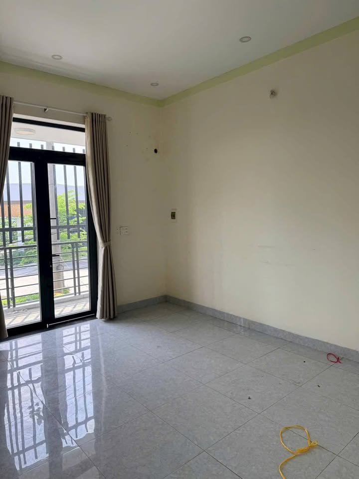 Cho thuê nhà lầu trệt An Phú, Thuận An - 110m², 3PN, Sân ô tô