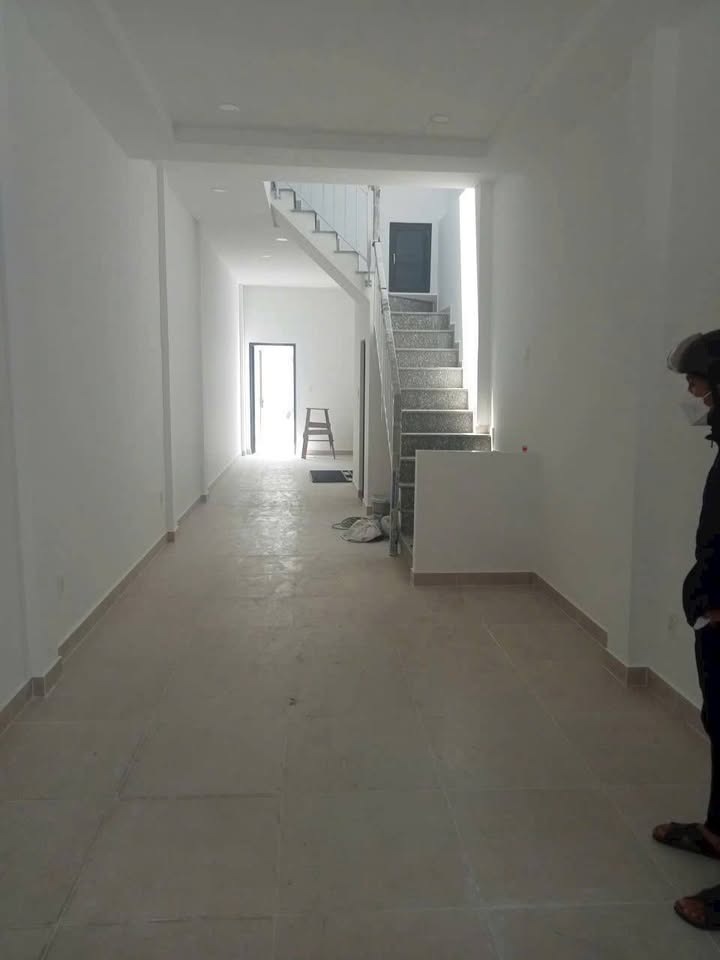 Nhà Hẻm Xe Hơi 64m² 2PN Giá 10 Triệu/Tháng - Thủ Đức