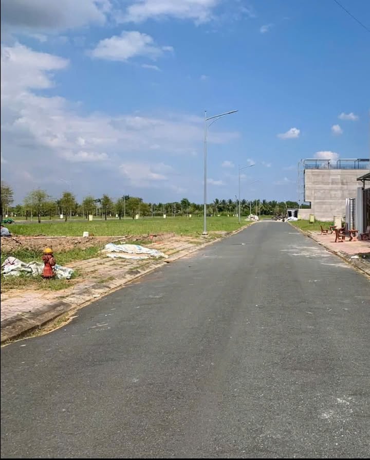 Đất nền Happy Home Cà Mau 200m² - Hướng Tây Bắc - Giá 2.3 tỷ