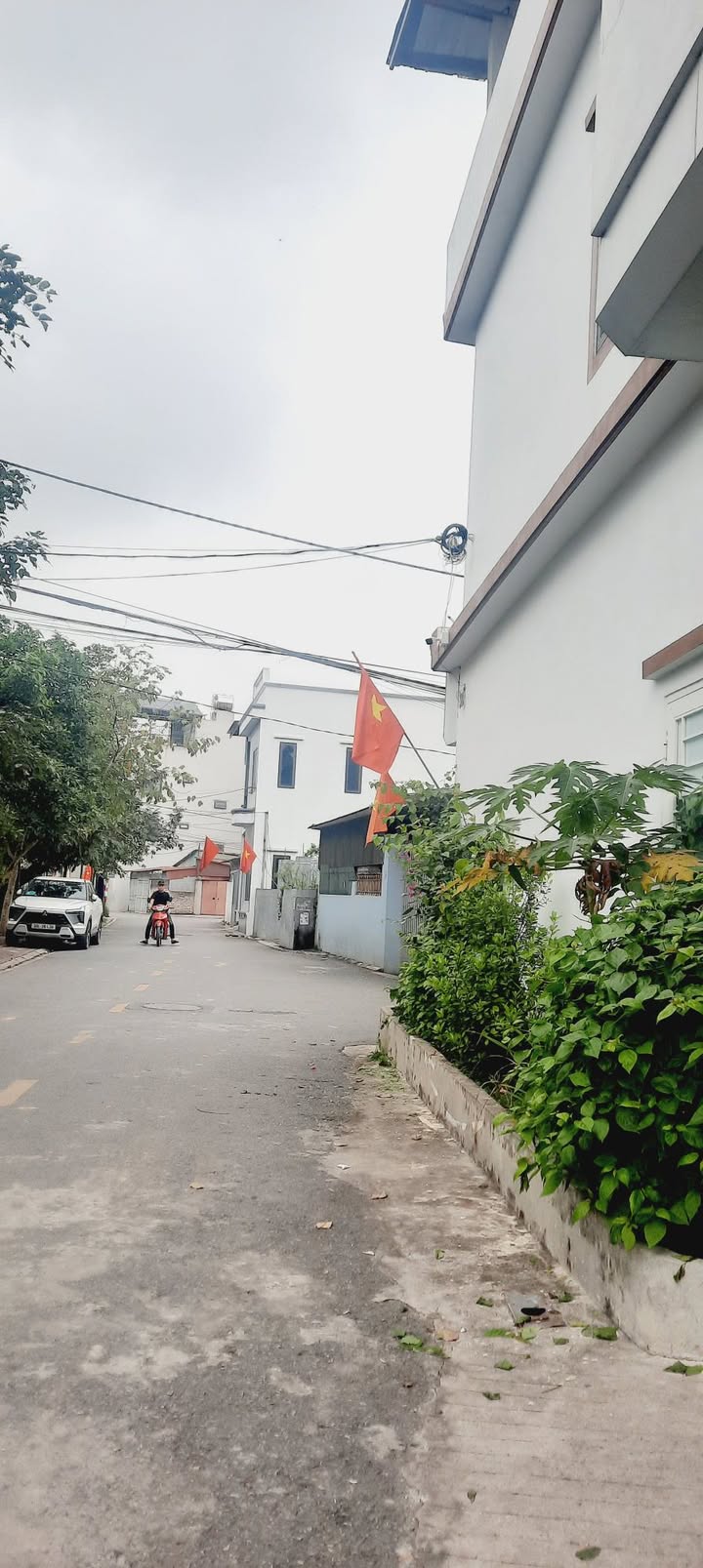 Đất Đặng Xá 59m² - Mặt Tiền 4m - Gần Hồ - Giá 3.2 Tỷ