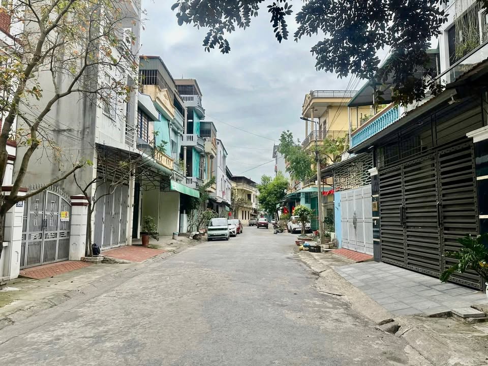 Đất Nền Đông Thọ - 99m² Hướng Đông Nam, Giá 4 Tỷ - Sổ Đỏ Sẵn Sàng