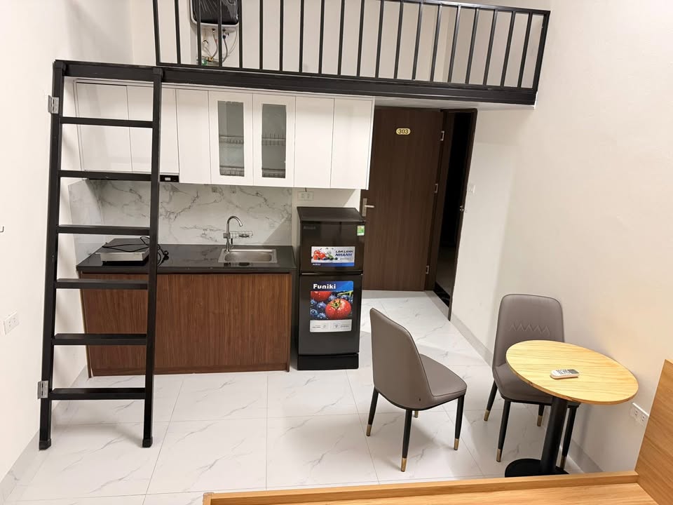 Căn hộ 25m² Nguyễn Văn Cừ, Long Biên - Full Nội Thất, Giá 4.5 Triệu