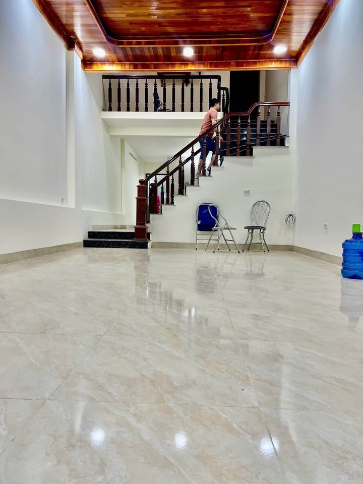 Nhà 1.5 Tầng Trần Thái Tông, Lào Cai - 3PN, Sẵn Sàng Ở Ngay!