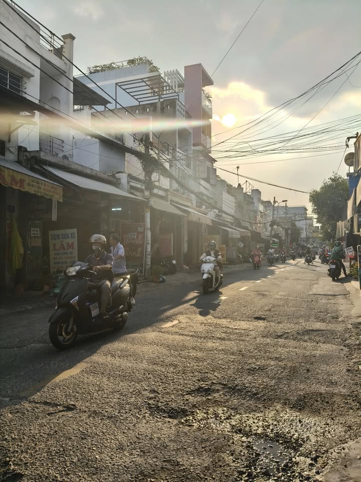 Nhà Mặt Tiền Kinh Doanh Đường Số 1, Bình Tân - 9.8 Tỷ TL