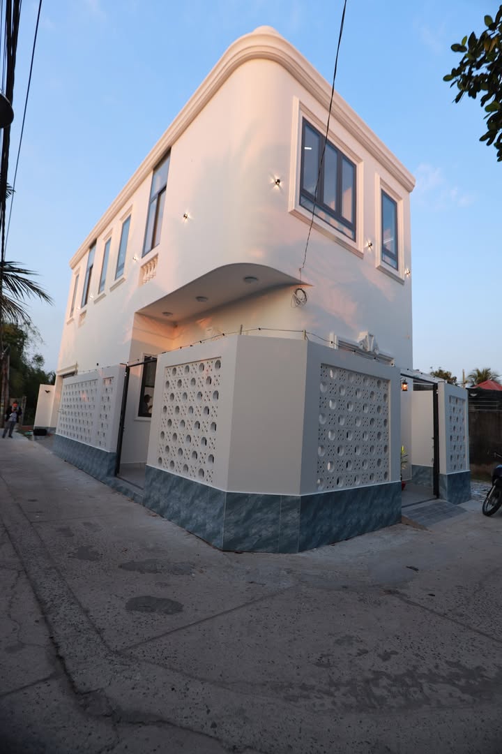 Nhà Góc 2 Mặt Tiền Mỹ Tho - 85m² Full Thổ Cư - Giá 2.65 Tỷ