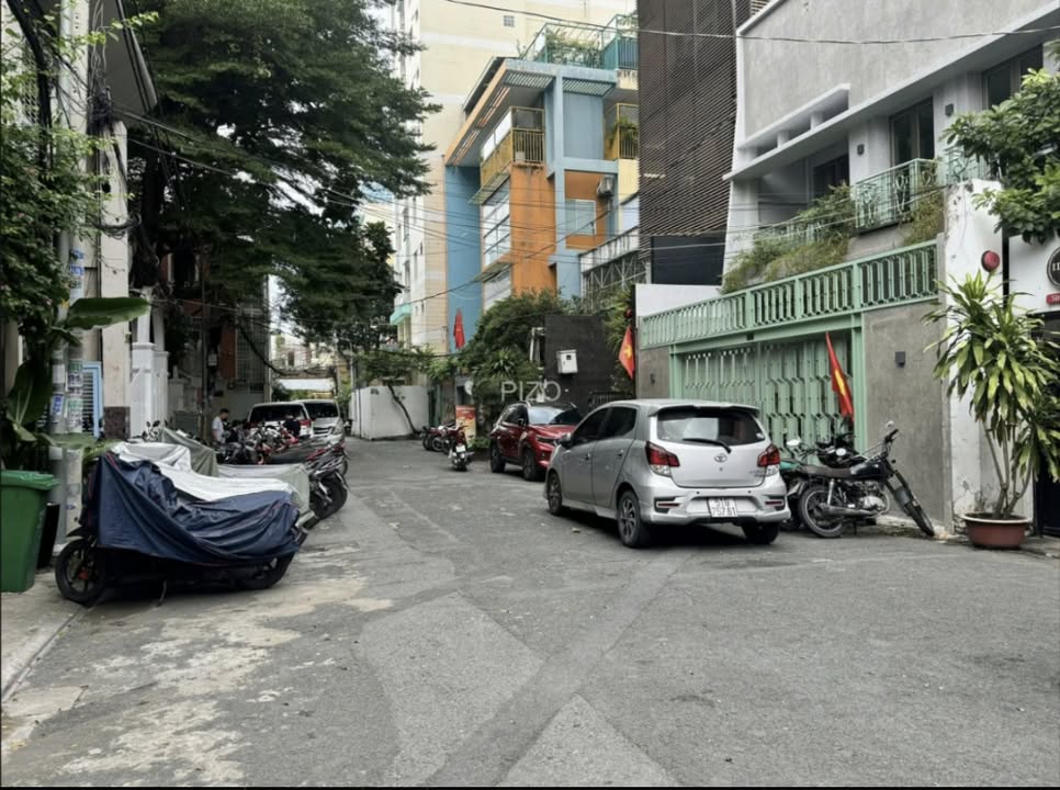 Nhà Mặt Tiền Trần Nhật Duật, Q1 - Ngang 6.5m, 92m², Giá 13 Tỷ TL