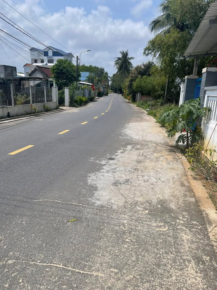 Đất nền Đồng Nà Cẩm Hà 100m² - Đường 13m5, Sổ hồng chính chủ