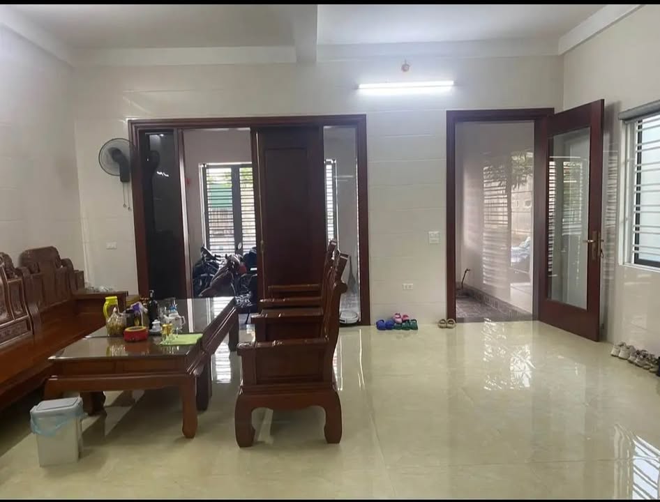 Bán nhà 2 tầng Nam Hà 153m² - Hướng Đông Nam, Giá 4 Tỷ