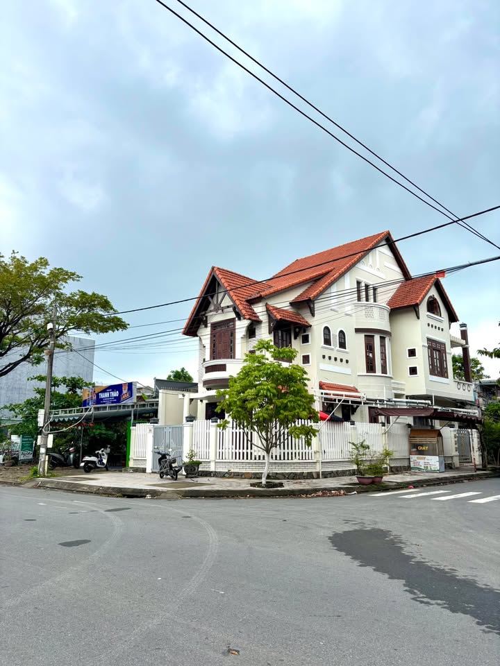 Bán Đất Vàng 100m² Mặt Tiền Dương Văn Nga, Sơn Trà - Giá Đầu Tư 8.x Tỷ