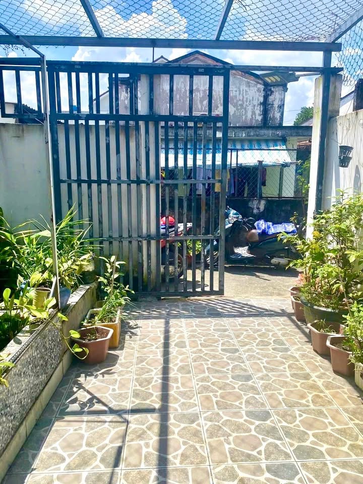 Nhà Sổ Hồng Riêng 80m² Phường Linh Xuân, Thủ Đức - Giá 2.7 Tỷ