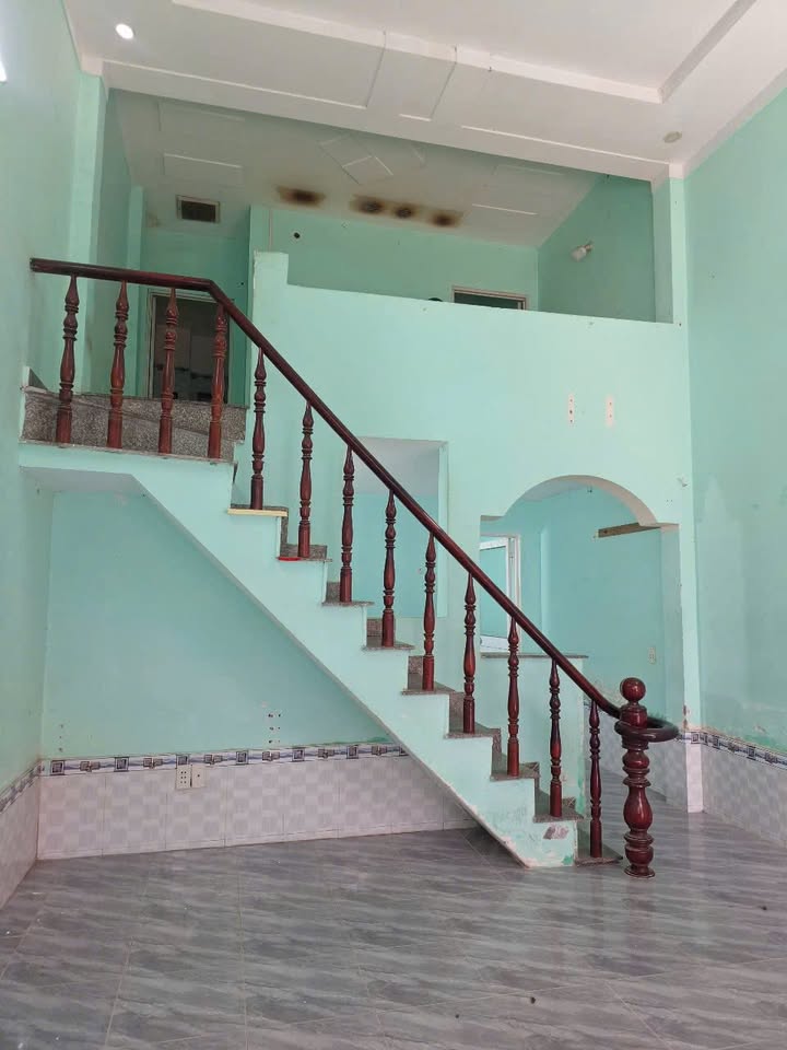 Cho thuê nhà gác lửng 2PN Tân Phước Khánh, Tân Uyên - Giá 3.5 triệu