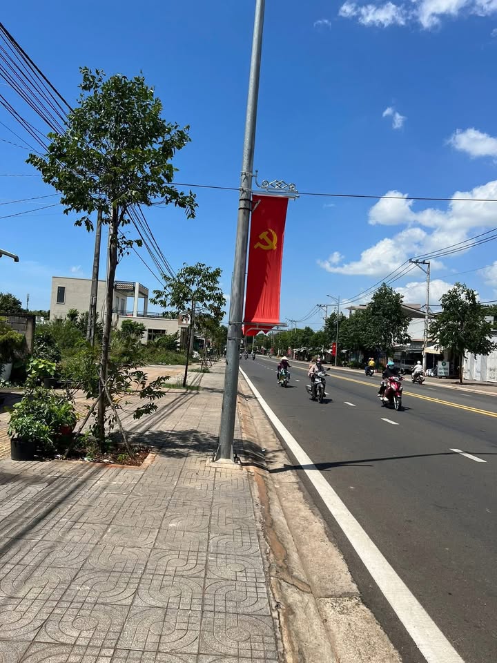 Nhà Mặt Tiền Đường Nhựa 224m² Phường Long Tâm, Bà Rịa - Giá 2.2 Tỷ