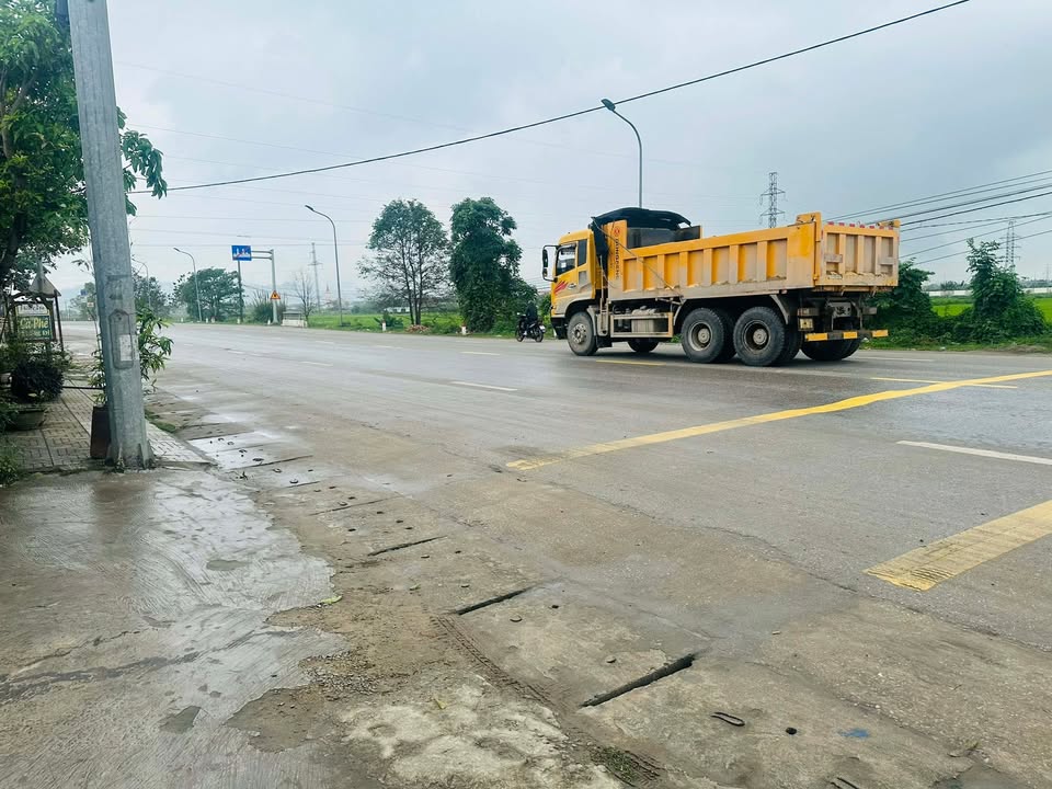 Cho thuê kho xưởng mặt tiền Đặng Thai Mai, TP Vinh - 360m²