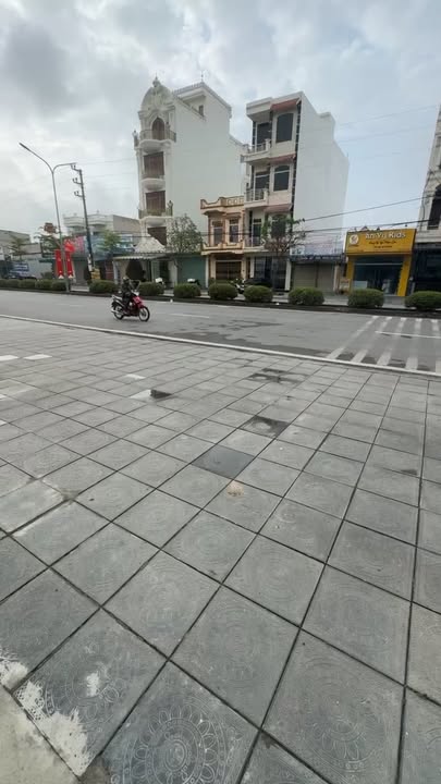 Đất nền Đô thị Xuân Trường 73m² - Mặt tiền 4.8m - Giá 5.6 tỷ